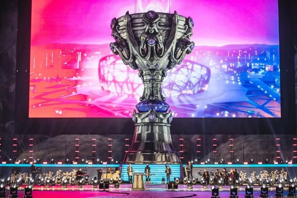 RNG工作人员队员症状较为严重，比赛还能打吗？