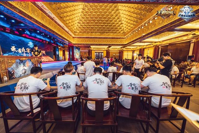 BLG祝ELK23岁生日快乐：愿你行路一往无前，无需轻舟，自越万山