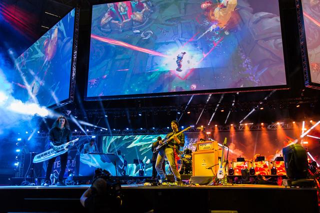 【战报】2021KPL春季赛常规赛第二轮W3D6，南京Hero久竞 3-2 KSG